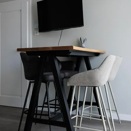 Butas Naujame Kvartale Prie Danes Upes Apartment